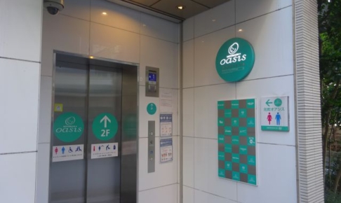 横浜元町トイレ「オアシス」の外観
