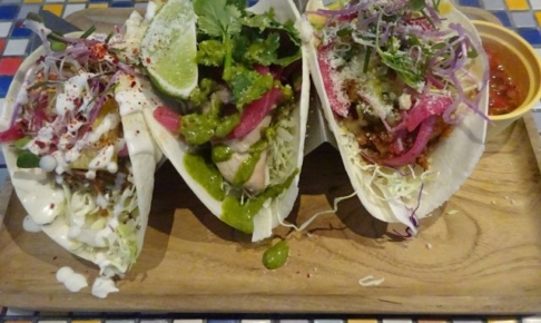ニュウマン横浜「COMEDOR DE MARGARITA MODERN MEXICANO」３種類のタコス