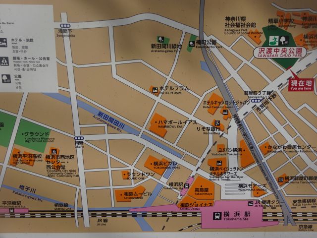横浜駅西口「沢渡中央公園」の地図(横浜駅と沢渡中央公園の位置関係が分かるようにアップ)