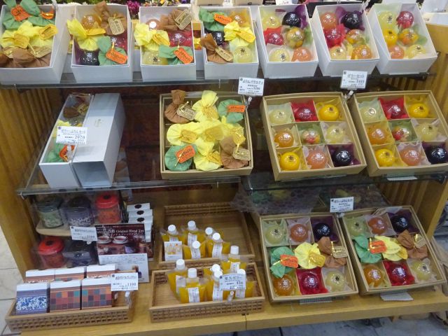 「横浜水信ジョイナス本店」に並ぶフルーツゼリーの詰め合わせセット