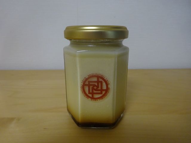 「横浜水信ジョイナス本店」で購入した「バナナプリン」