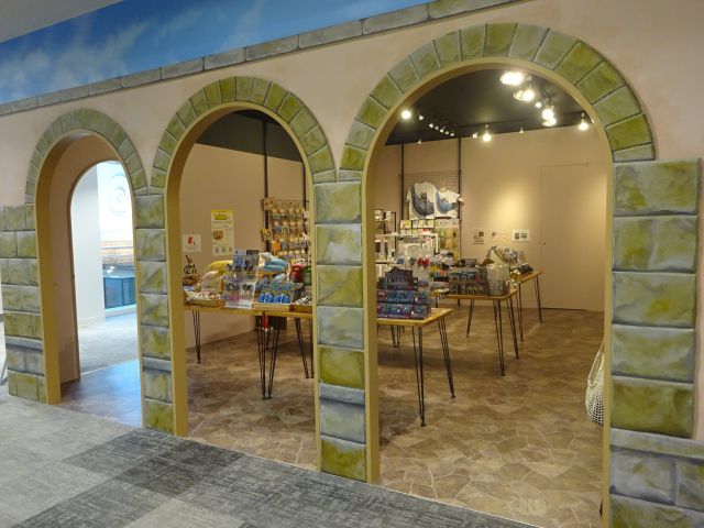 横浜ワールドポーターズ「横浜トリックアート迷宮館」のショップ(お土産店)