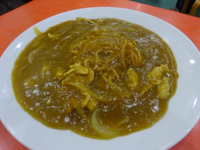 横浜野毛の町中華「萬福」で注文したカレー焼きそば