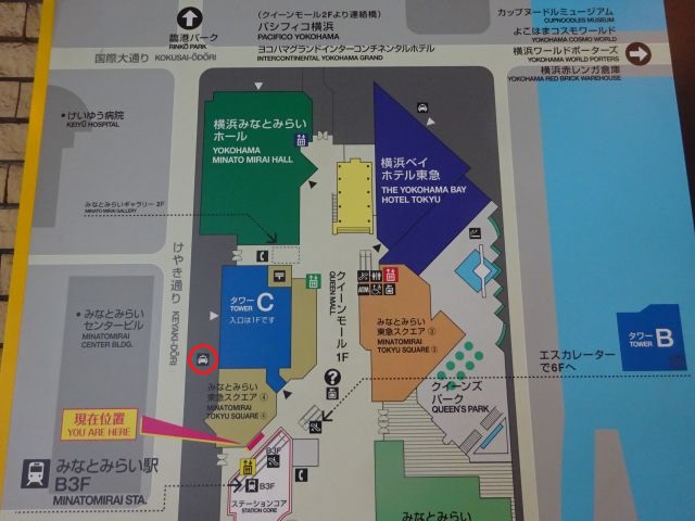 みなとみらい線「みなとみらい駅」前にあるタクシー乗り場（みなとみらい駅周辺地図・タクシー乗り場の場所に赤い丸印をつけている）