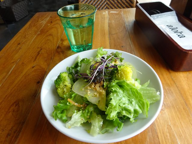 横浜ベイクォーター「アロハテーブル」で注文したセットの「ミニサラダ」