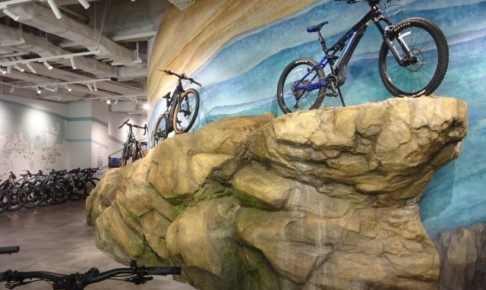 横浜みなとみらい・ヤマハ発動機「Yamaha E-Ride Base」に展示されたeBike