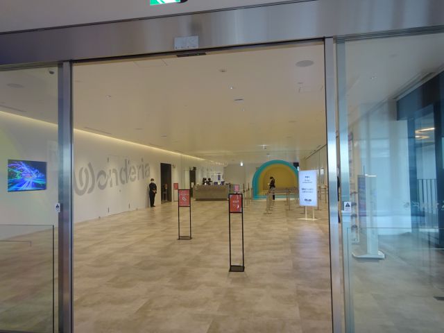 BASEGATE横浜関内「ワンダリア横浜」エントランスの様子
