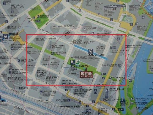 横浜みなとみらいの地図（グランモール公園の場所を赤色で囲っている）