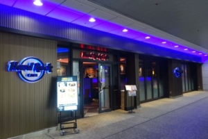 みなとみらい「ハードロックカフェ横浜」の外観